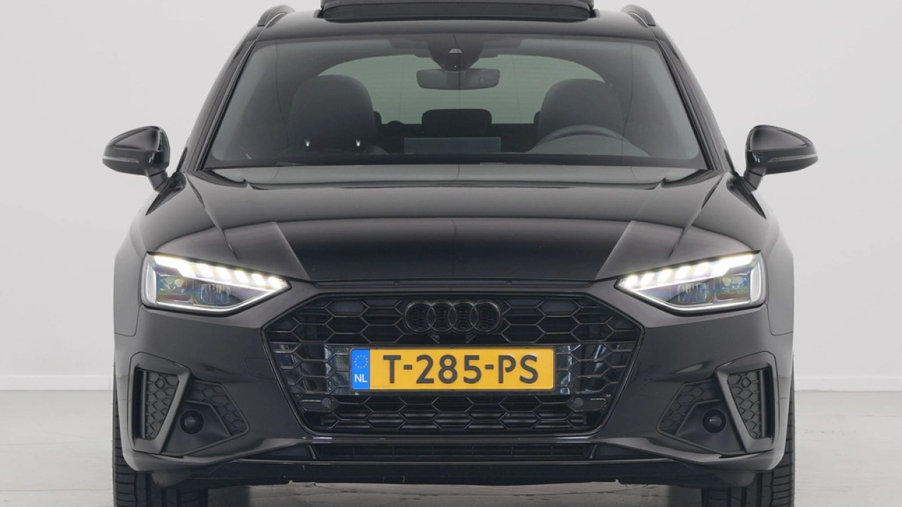 Audi A4 Avant 35 TFSI 150pk S-Tronic S-Line edition Competition