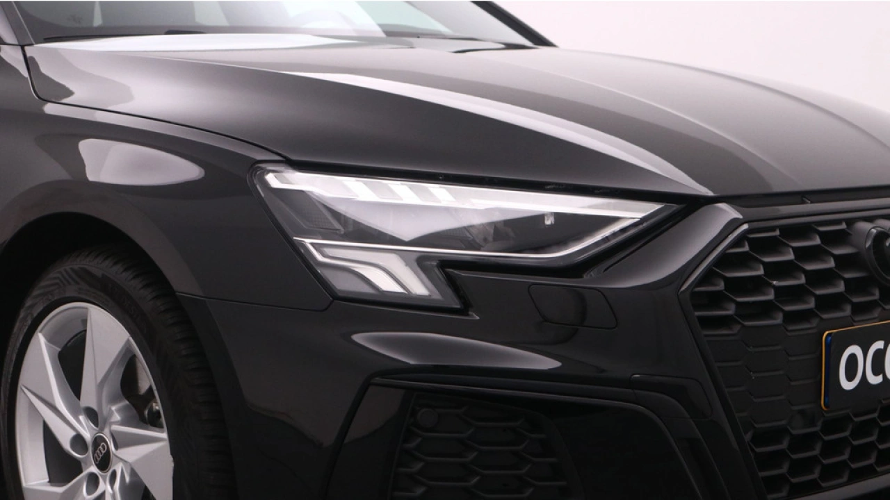 Audi A3 Sportback 35 TFSI 150PK S edition | Audi Sound | Privacy glass | Zwart optiek | Carplay |