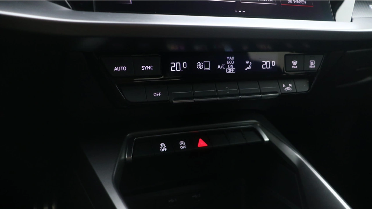 Audi A3 Sportback 35 TFSI 150PK S edition | Audi Sound | Privacy glass | Zwart optiek | Carplay |