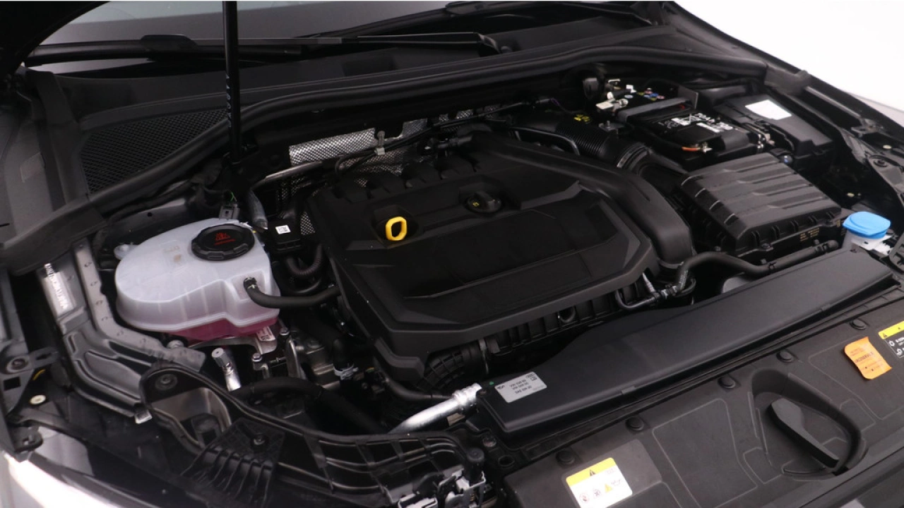 Audi A3 Sportback 35 TFSI 150PK S edition | Audi Sound | Privacy glass | Zwart optiek | Carplay |