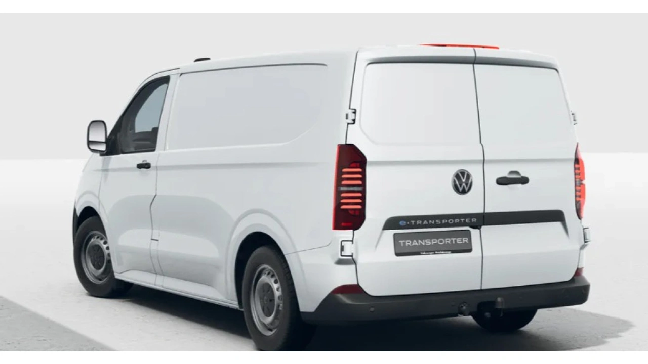 VW Bedrijfswagens E-Transporter L1H1 64kWh 218pk RWD 3.2T