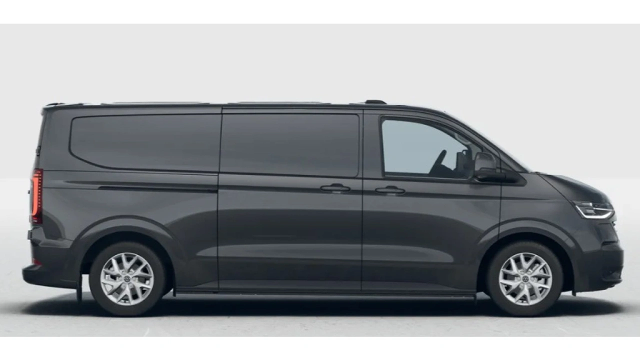 VW Bedrijfswagens E-Transporter L2H1 64kWh 286pk RWD 3.2T Bulli