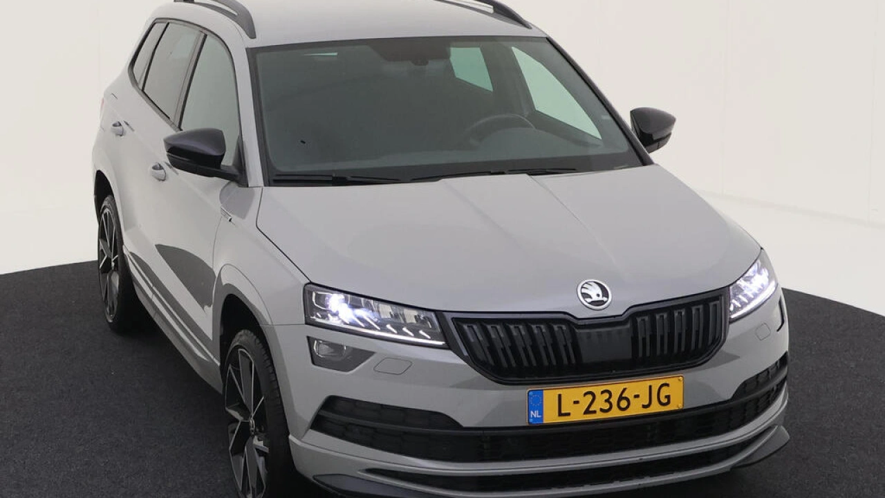 Škoda Karoq 1.5 TSI 150pk Automaat Sportline Business