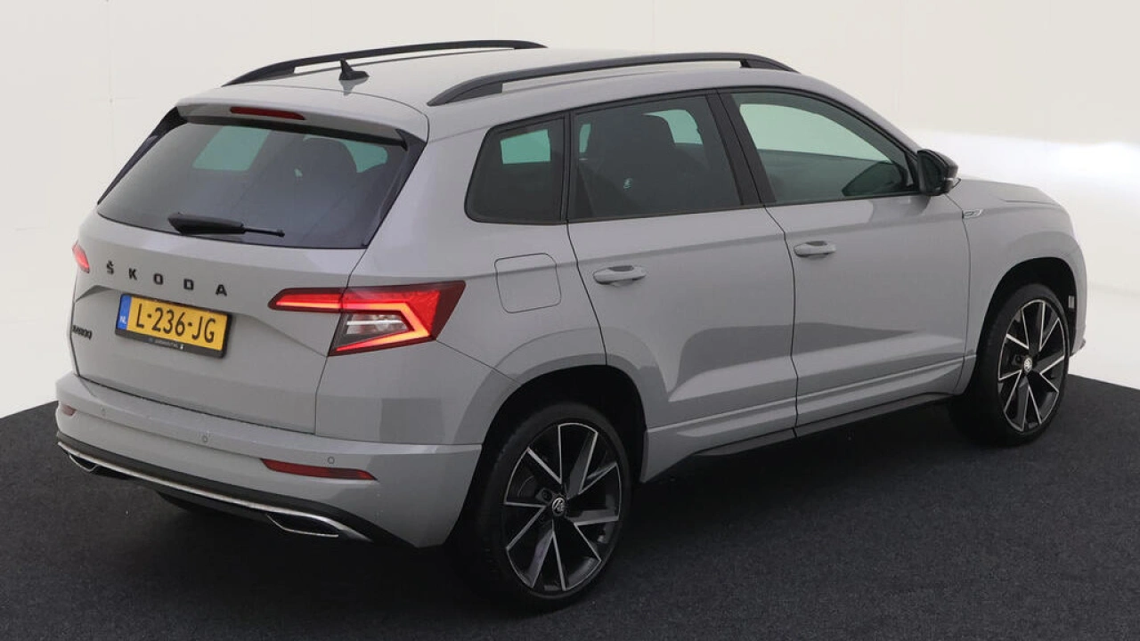 Škoda Karoq 1.5 TSI 150pk Automaat Sportline Business