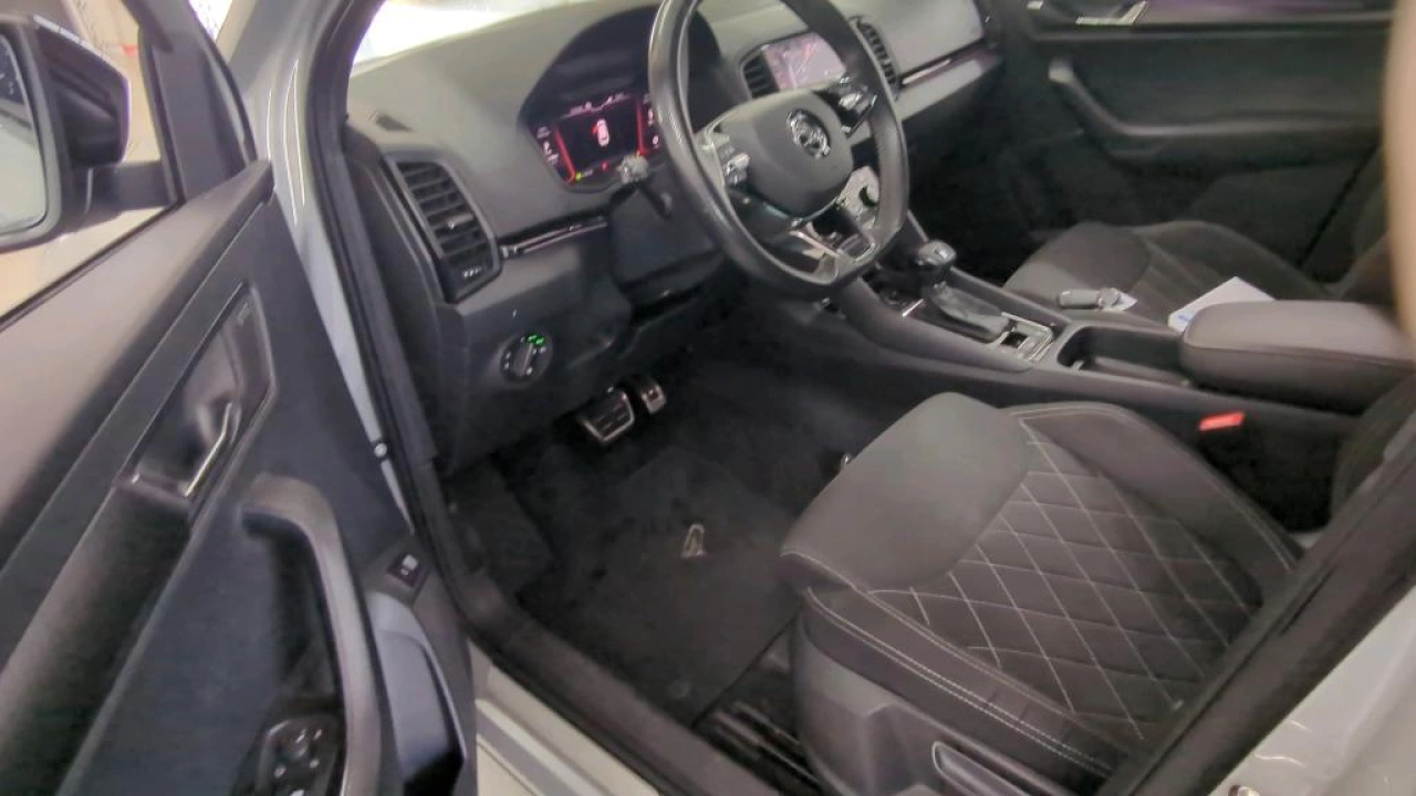 Škoda Karoq 1.5 TSI 150pk Automaat Sportline Business