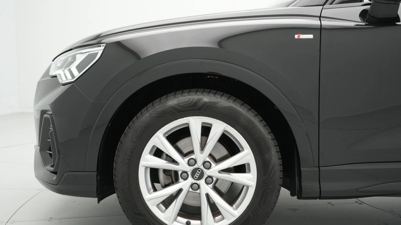 Audi Q3 35 TFSI 150 pk S edition