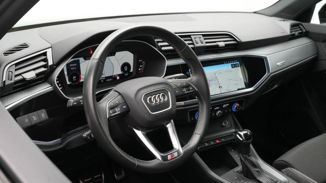 Audi Q3 35 TFSI 150 pk S edition