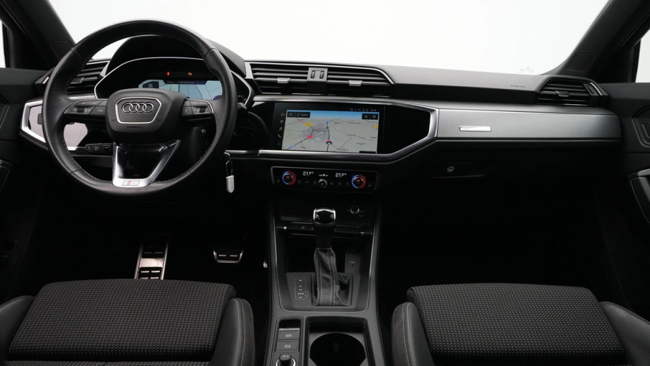 Audi Q3 35 TFSI 150 pk S edition