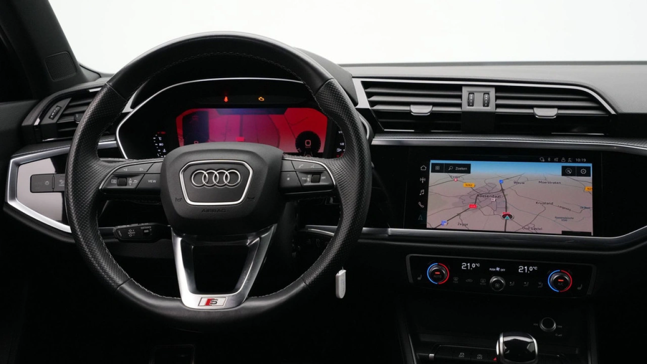 Audi Q3 35 TFSI 150 pk S edition