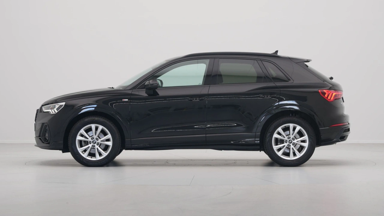 Audi Q3 35 TFSI 150 pk S edition
