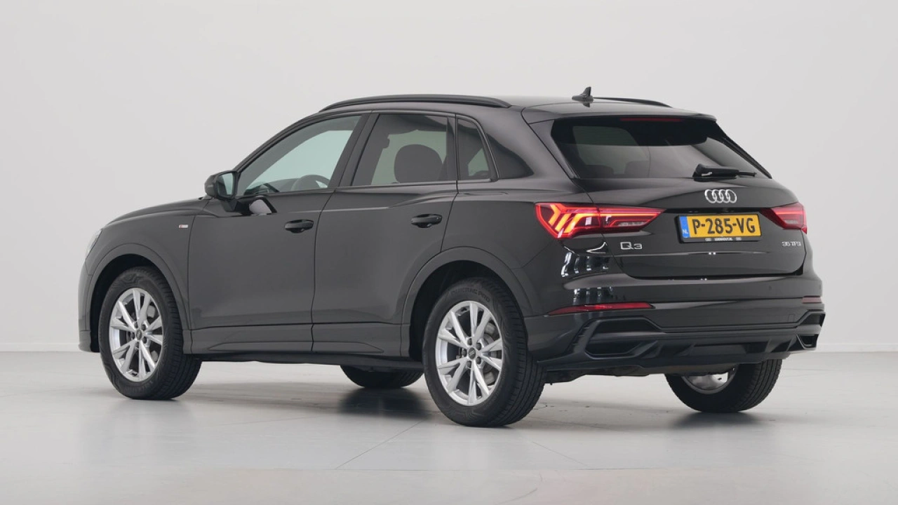 Audi Q3 35 TFSI 150 pk S edition