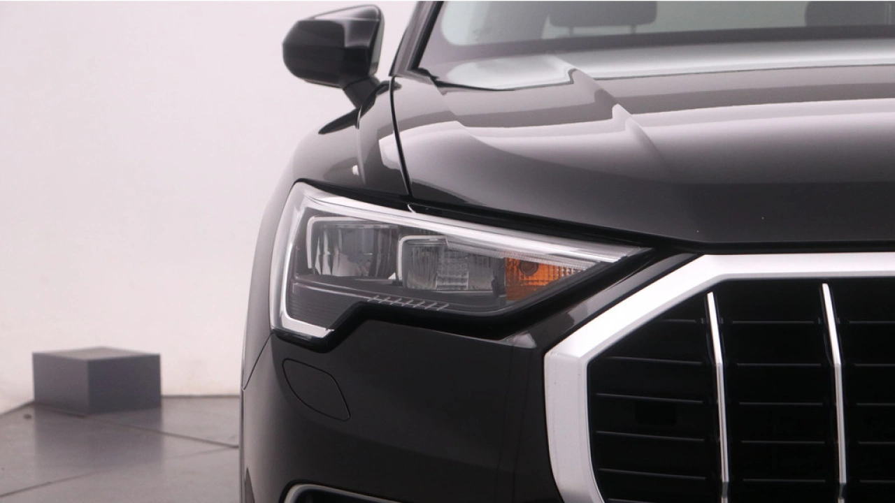 Audi Q3 35 TFSI Advanced edition | Trekhaak | Sportstoelen | Stoelverwarming |