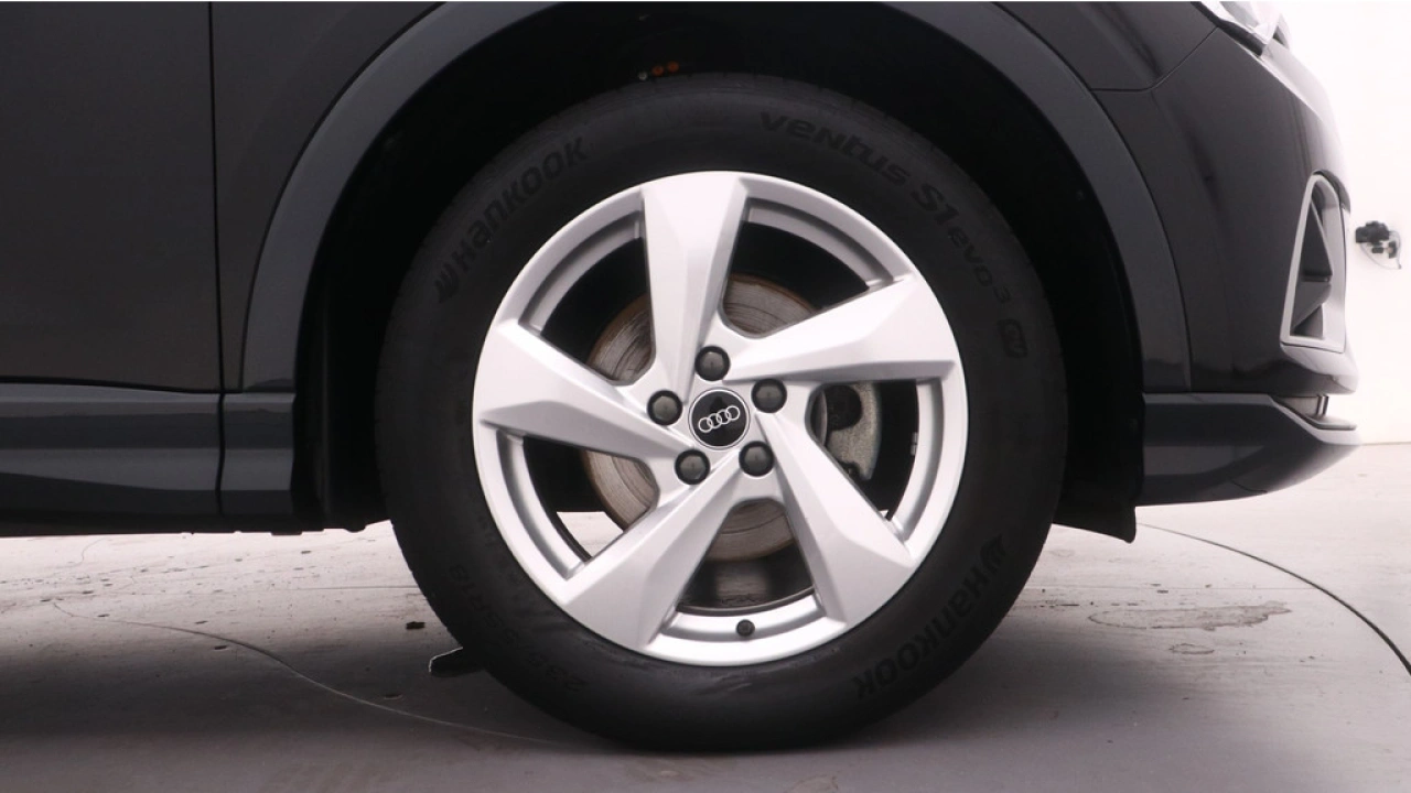 Audi Q3 35 TFSI Advanced edition | Trekhaak | Sportstoelen | Stoelverwarming |