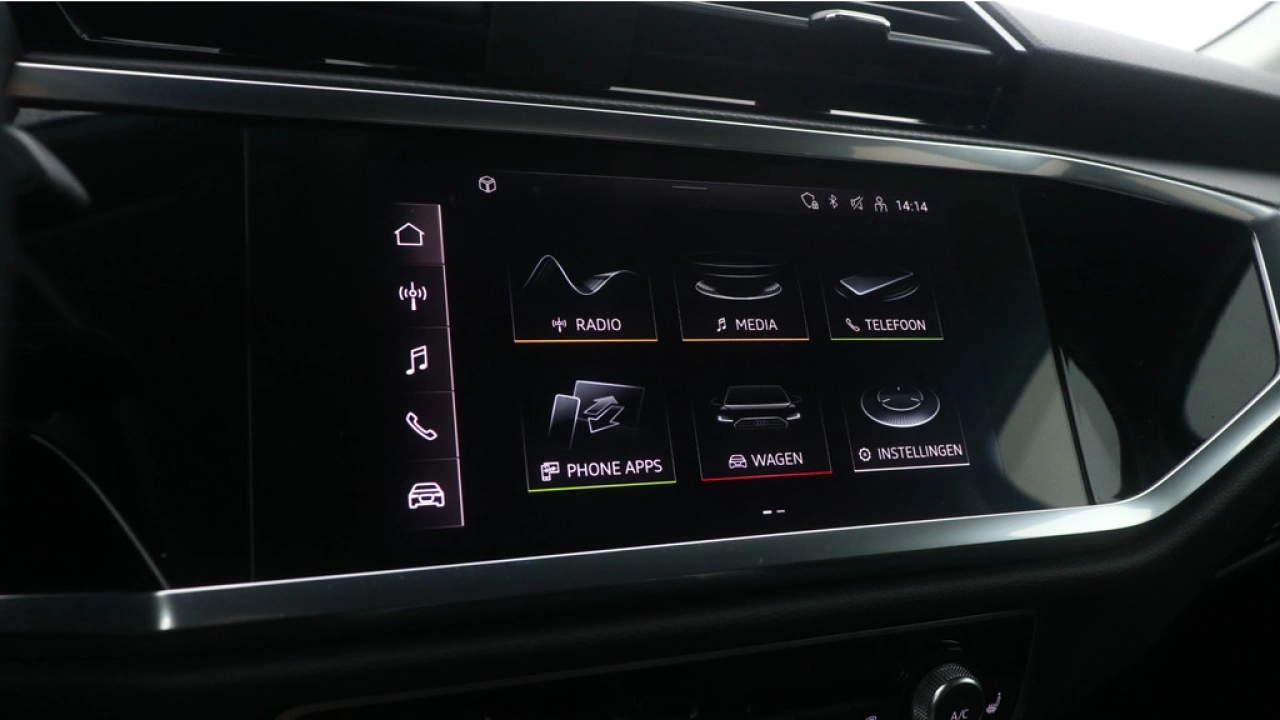 Audi Q3 35 TFSI Advanced edition | Trekhaak | Sportstoelen | Stoelverwarming |