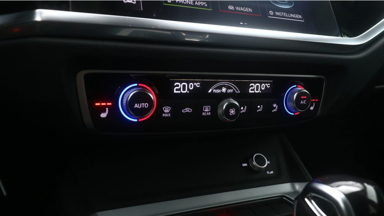 Audi Q3 35 TFSI Advanced edition | Trekhaak | Sportstoelen | Stoelverwarming |