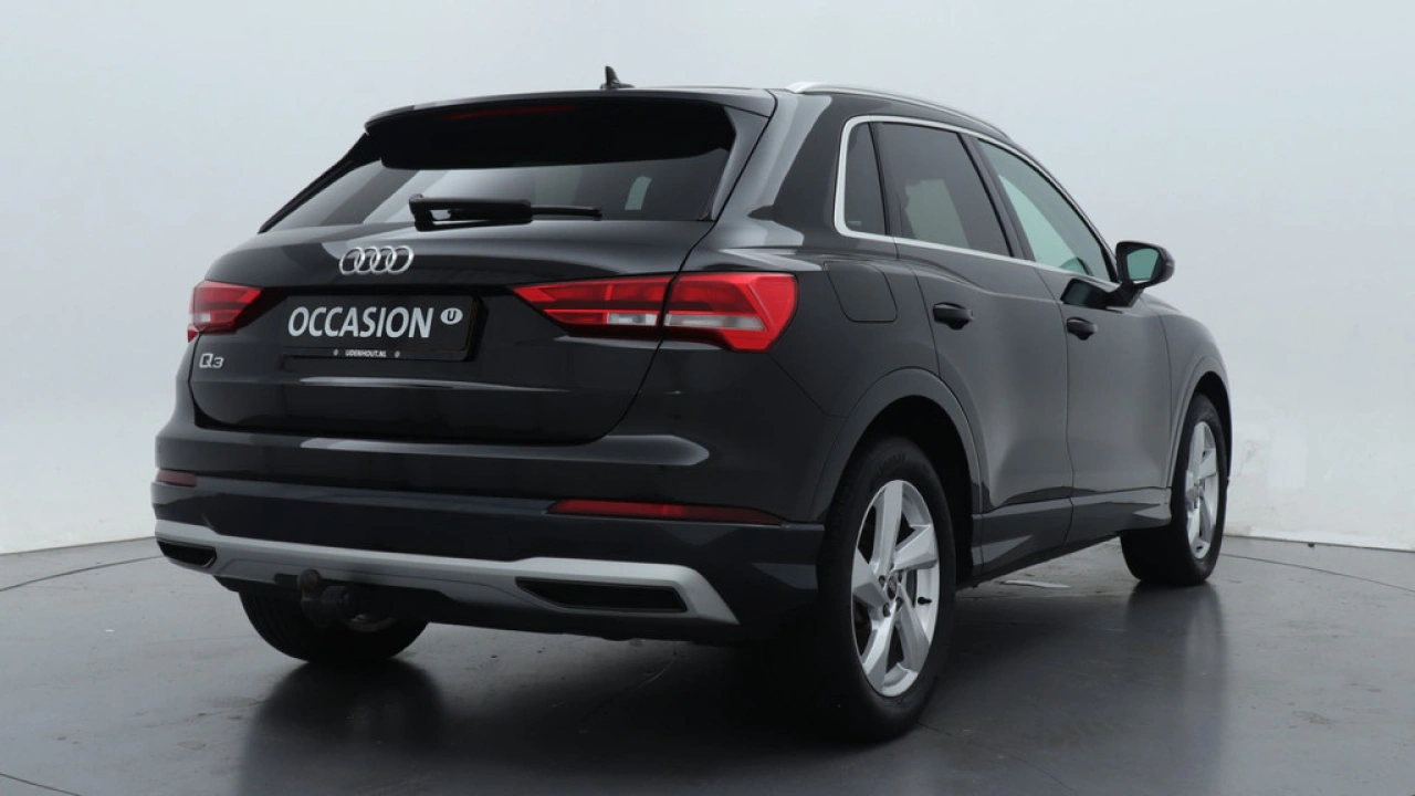Audi Q3 35 TFSI Advanced edition | Trekhaak | Sportstoelen | Stoelverwarming |