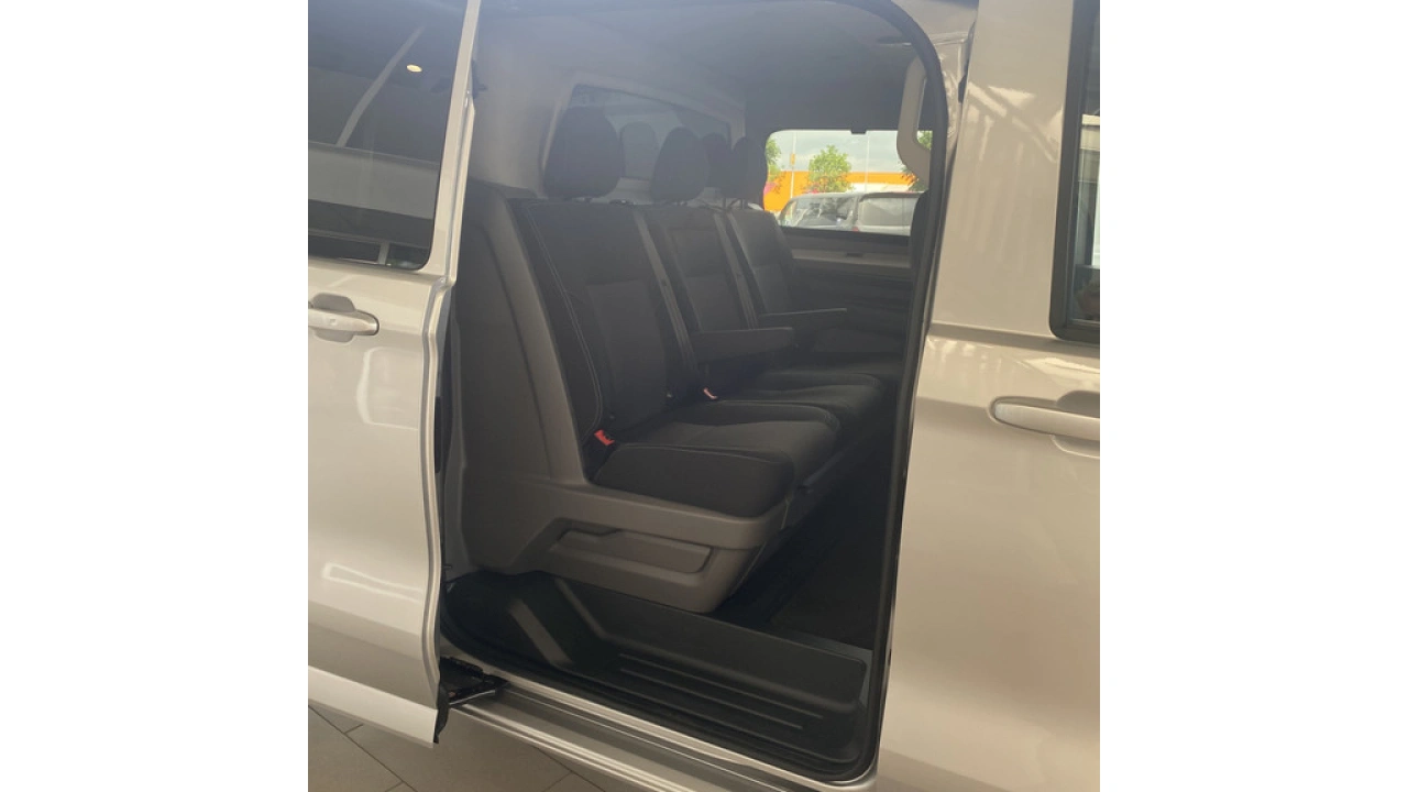 VW Bedrijfswagens Transporter 2.0 TDI 125kW 170PK L2H1 Bulli AUT Dubbele Cabine