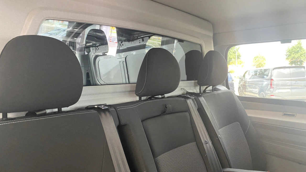 VW Bedrijfswagens Transporter 2.0 TDI 125kW 170PK L2H1 Bulli AUT Dubbele Cabine