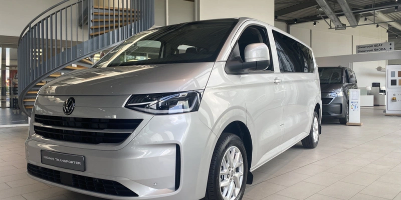 VW Bedrijfswagens Transporter 2.0 TDI 125kW 170PK L2H1 Bulli AUT Dubbele Cabine