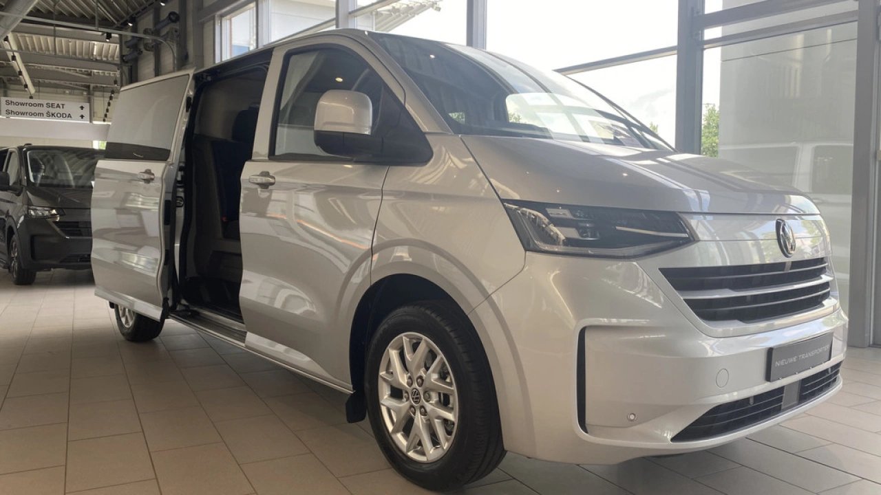 VW Bedrijfswagens Transporter 2.0 TDI 125kW 170PK L2H1 Bulli AUT Dubbele Cabine