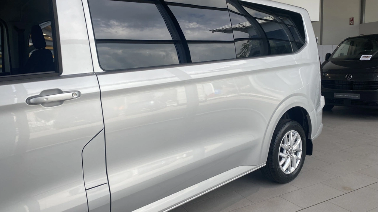 VW Bedrijfswagens Transporter 2.0 TDI 125kW 170PK L2H1 Bulli AUT Dubbele Cabine