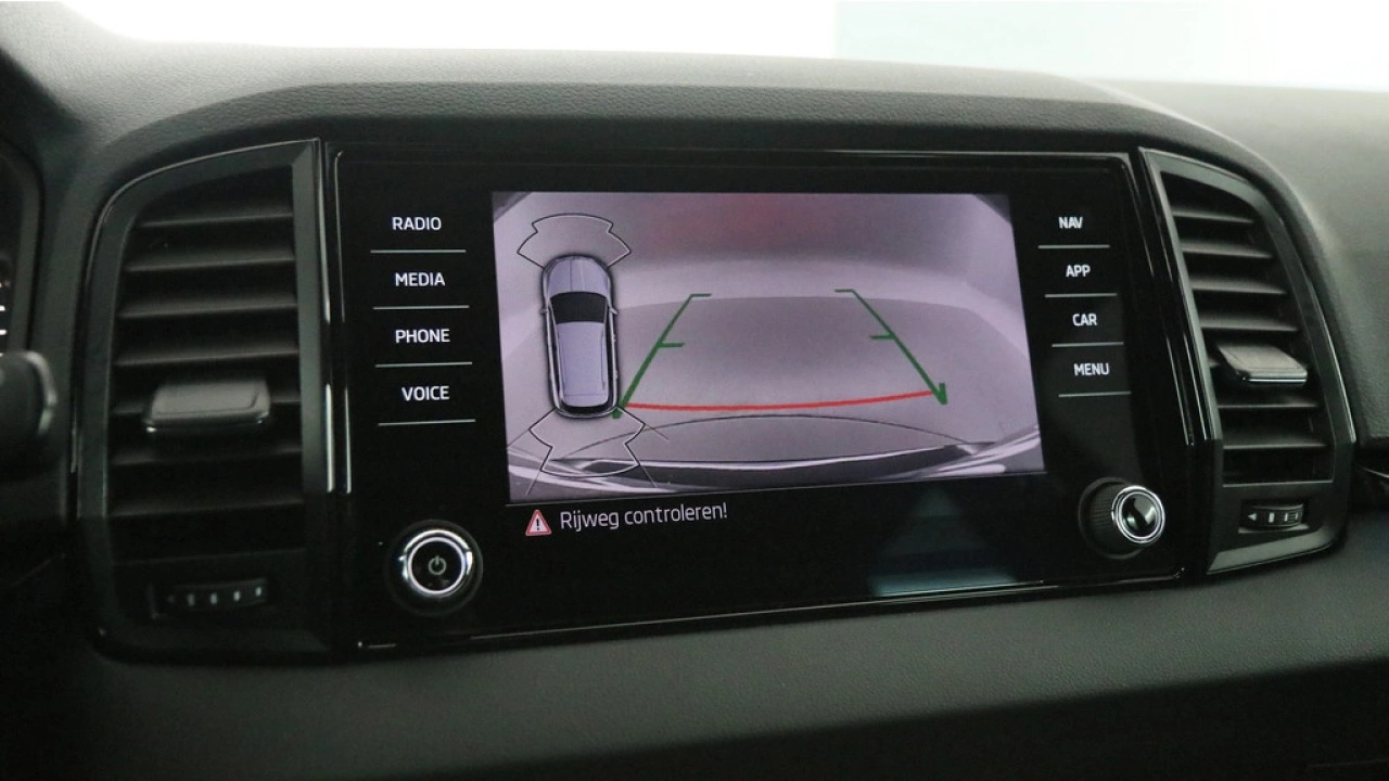 Škoda Karoq 1.5 TSI 150pk ACT Sportline Business DSG