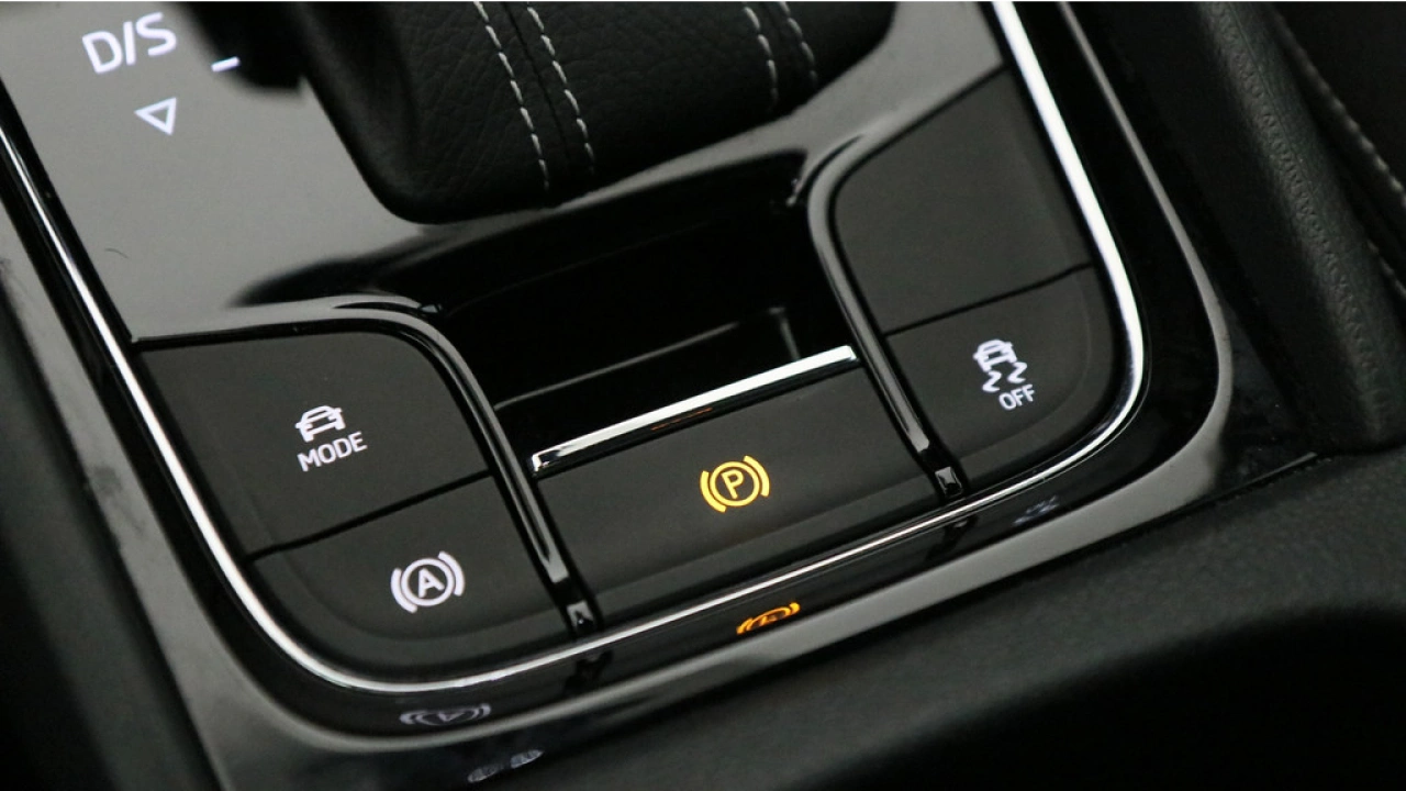 Škoda Karoq 1.5 TSI 150pk ACT Sportline Business DSG