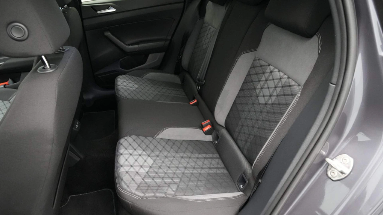 Volkswagen Taigo 1.0 TSI 115pk DSG R-Line