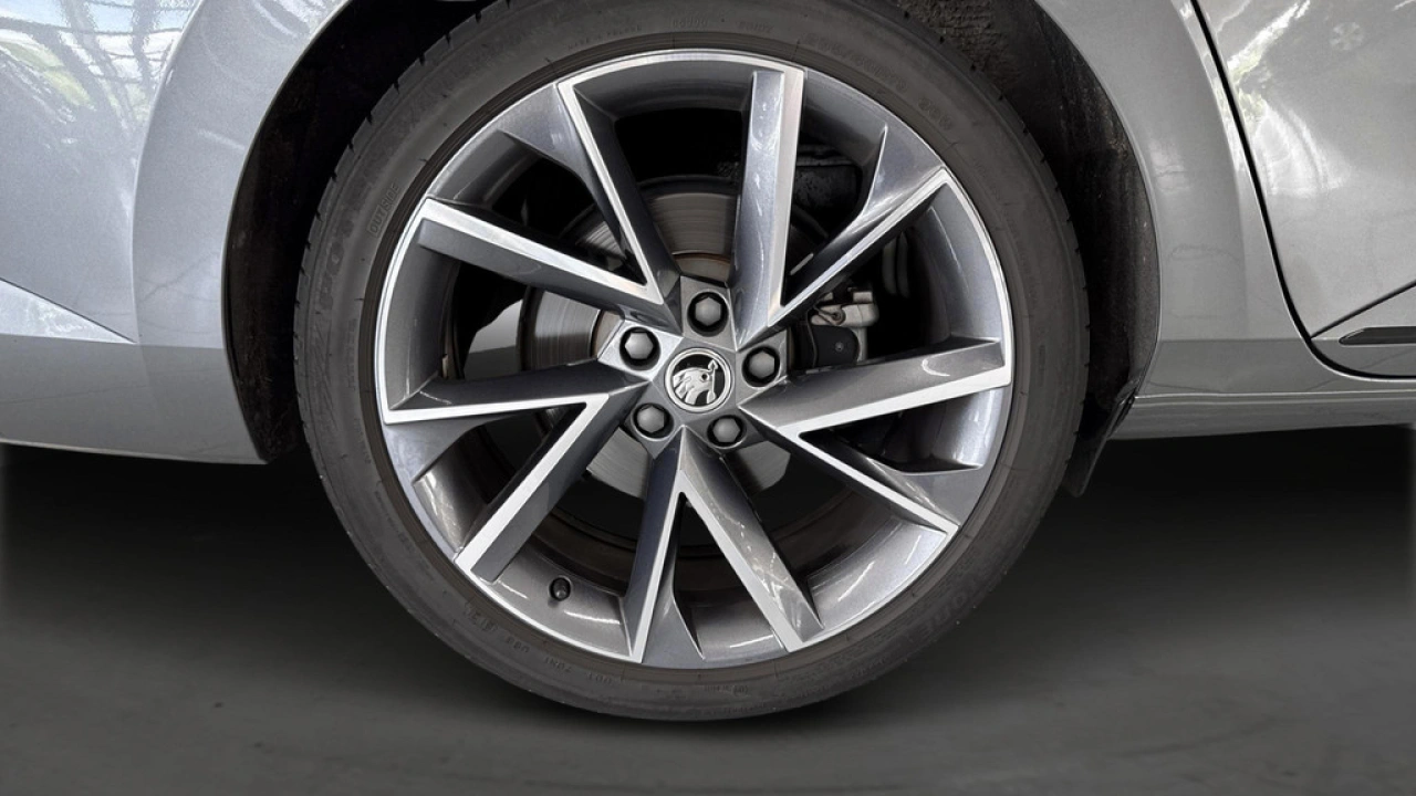Škoda Superb Combi 1.5 TSI ACT Sportline Business