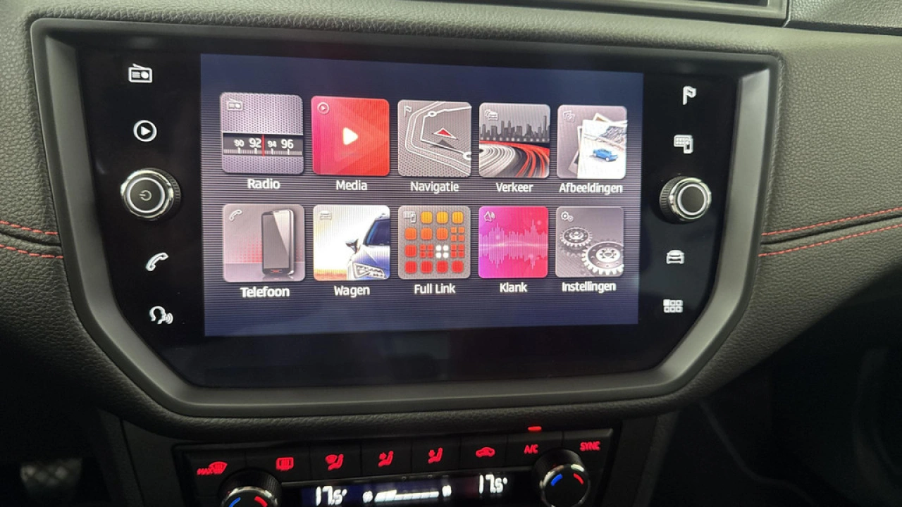 SEAT Arona 1.0 TSI FR Business Intense