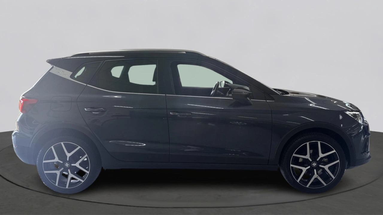 SEAT Arona 1.0 TSI FR Business Intense