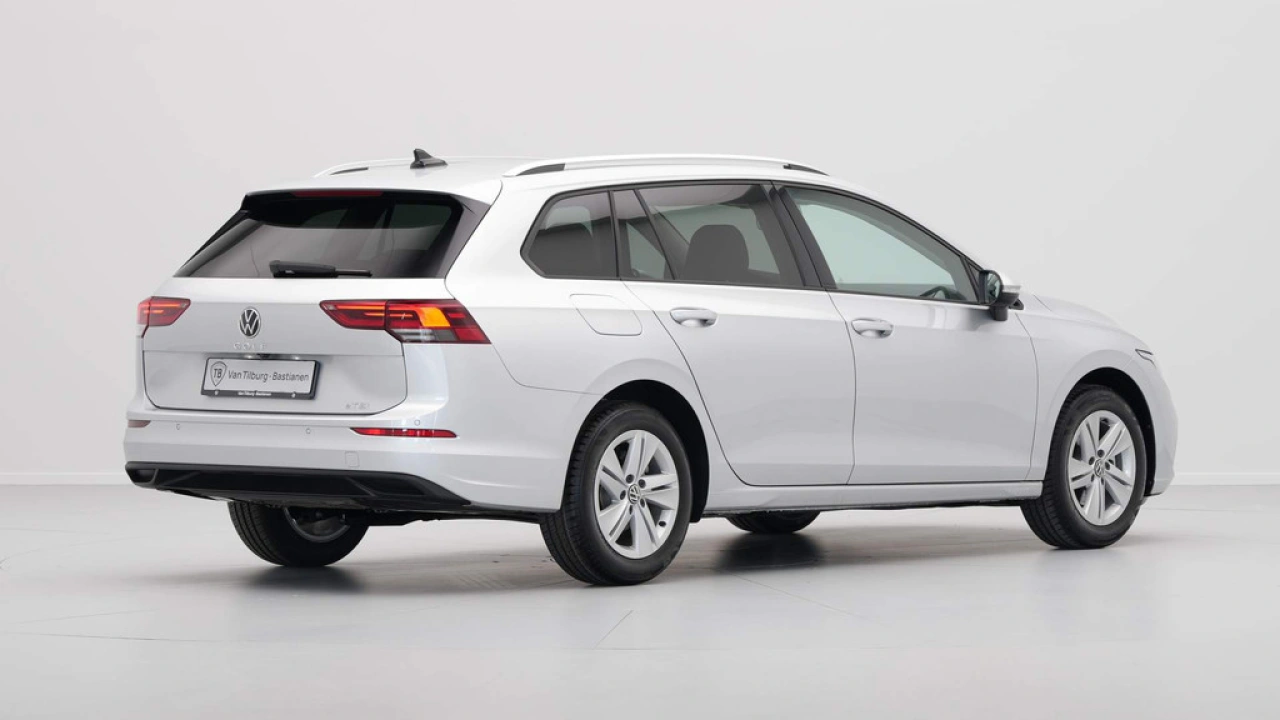 Volkswagen GOLF Variant 1.0 eTSI Life Business