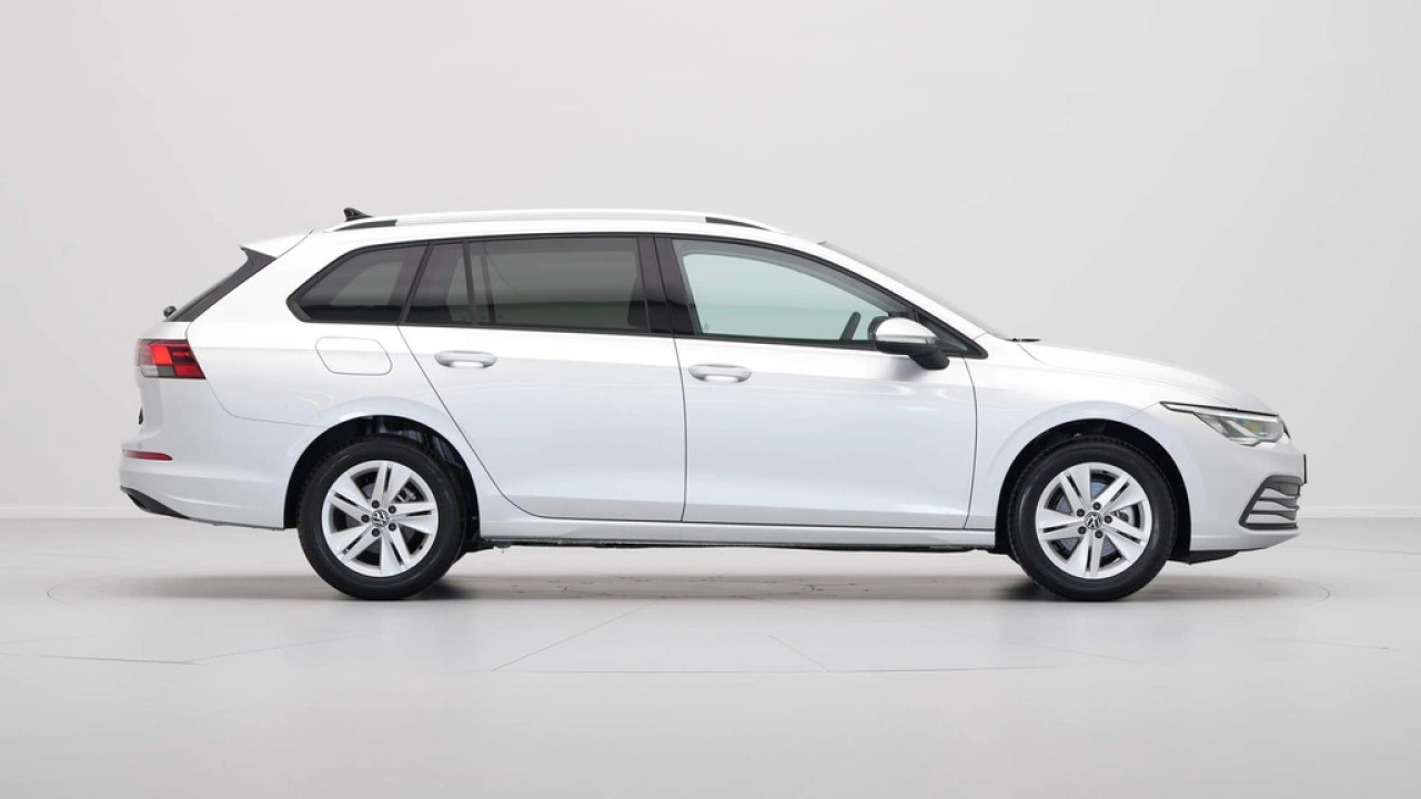 Volkswagen GOLF Variant 1.0 eTSI Life Business