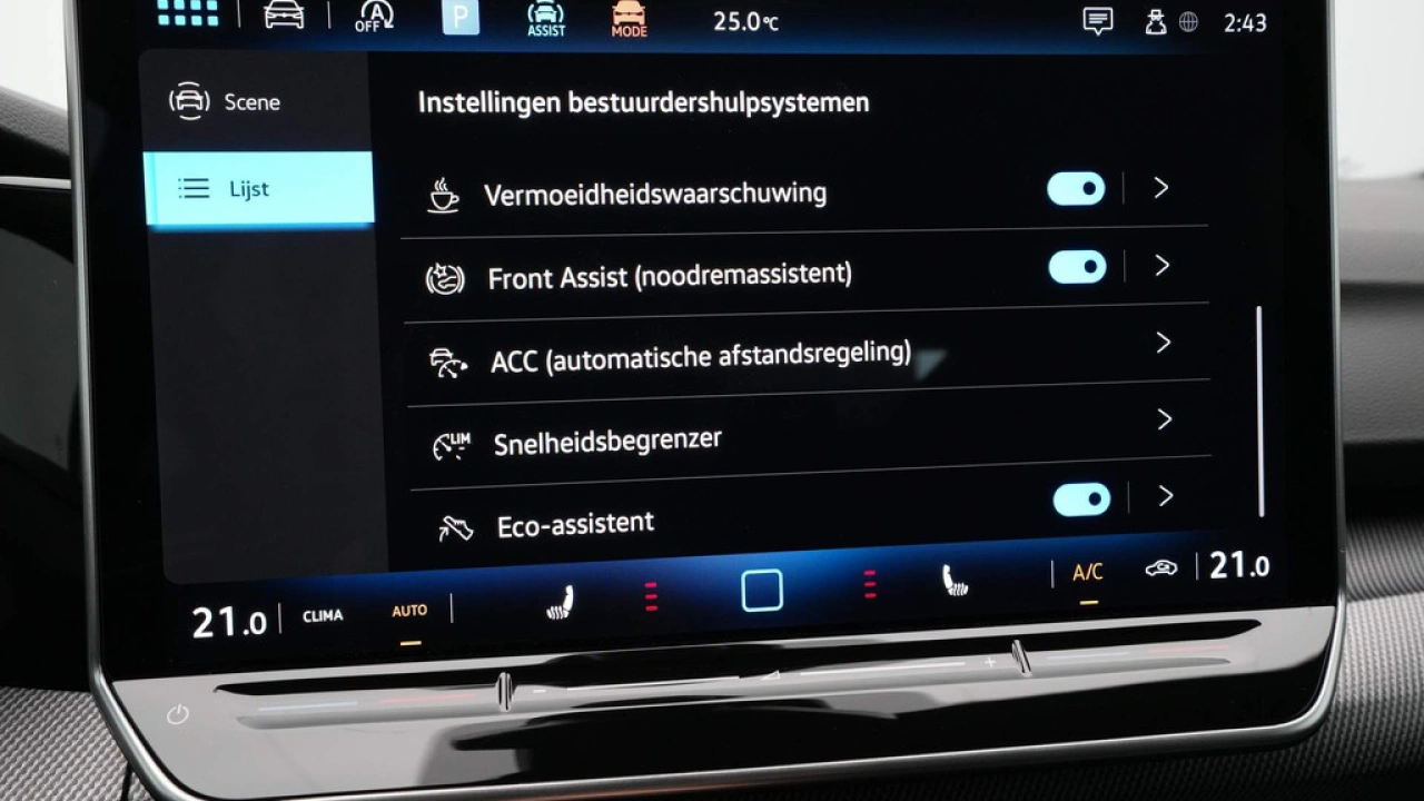 Volkswagen GOLF Variant 1.5 eTSI R-Line Edition