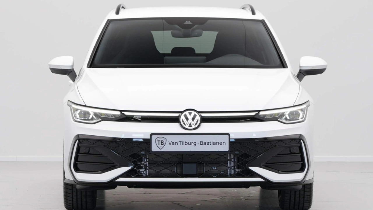 Volkswagen GOLF Variant 1.5 eTSI R-Line Edition