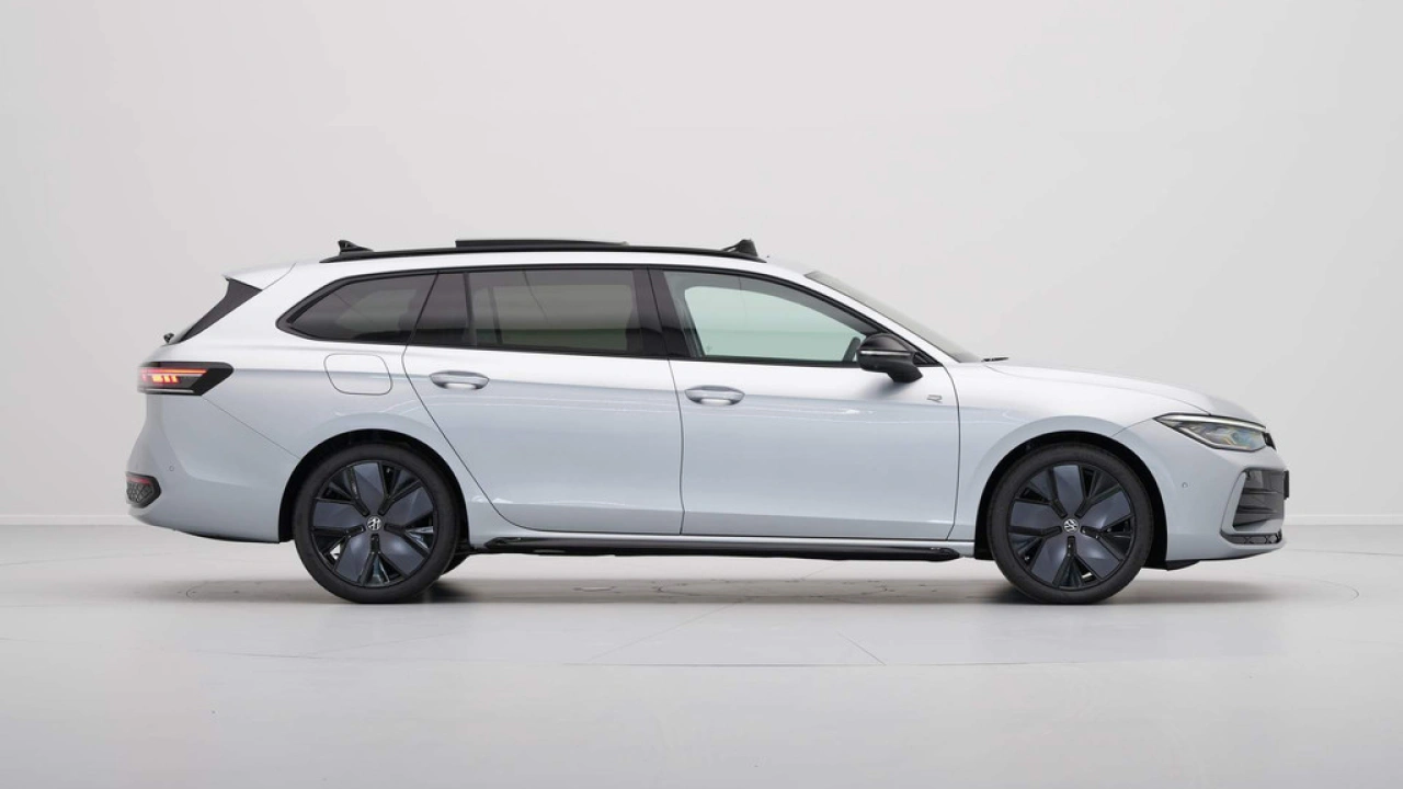 Volkswagen Passat Variant 1.5 eTSI R-Line Business