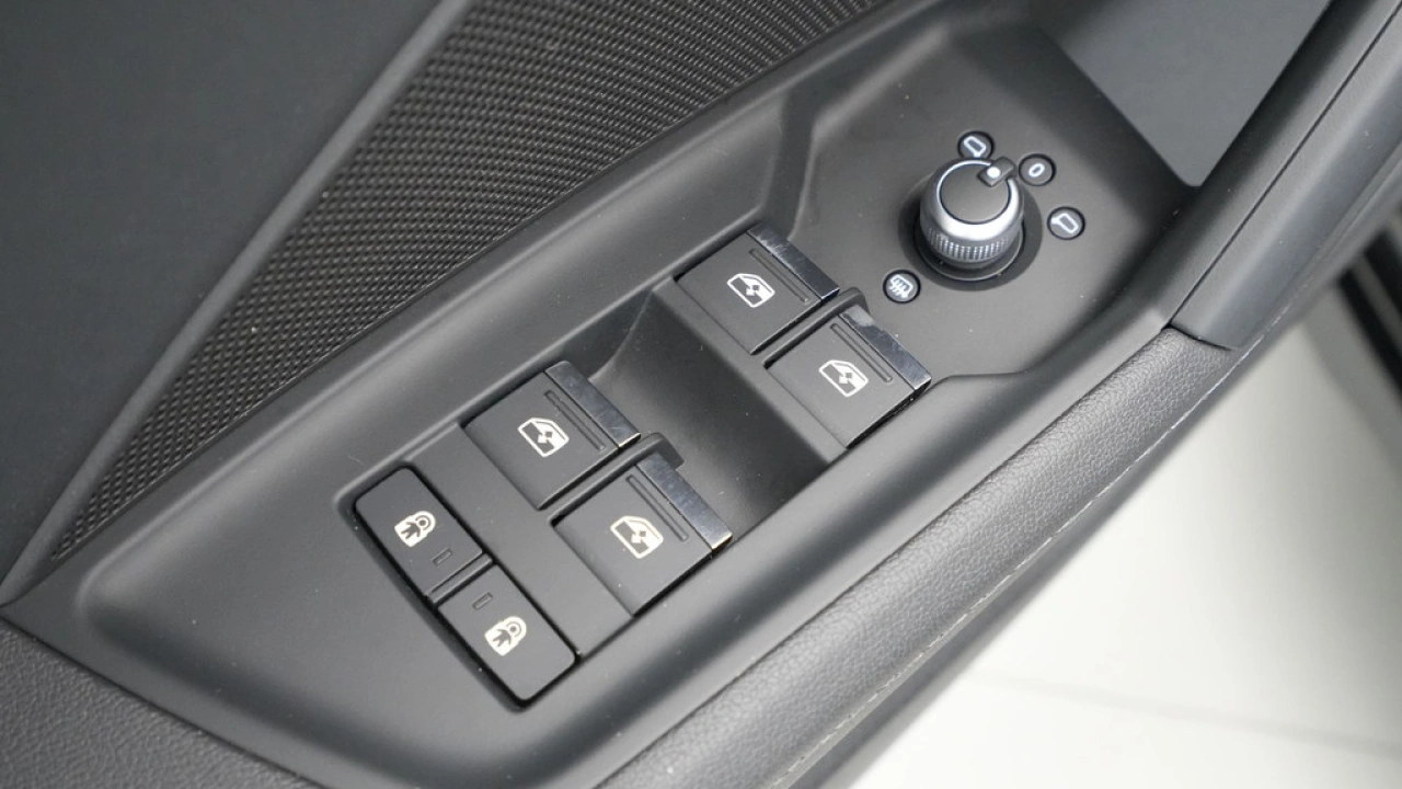 Audi A3 Limousine 35 TFSI 150pk S-Tronic S-Line edition