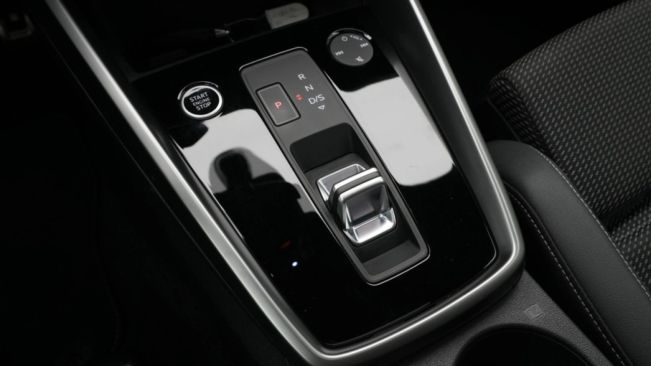 Audi A3 Limousine 35 TFSI 150pk S-Tronic S-Line edition