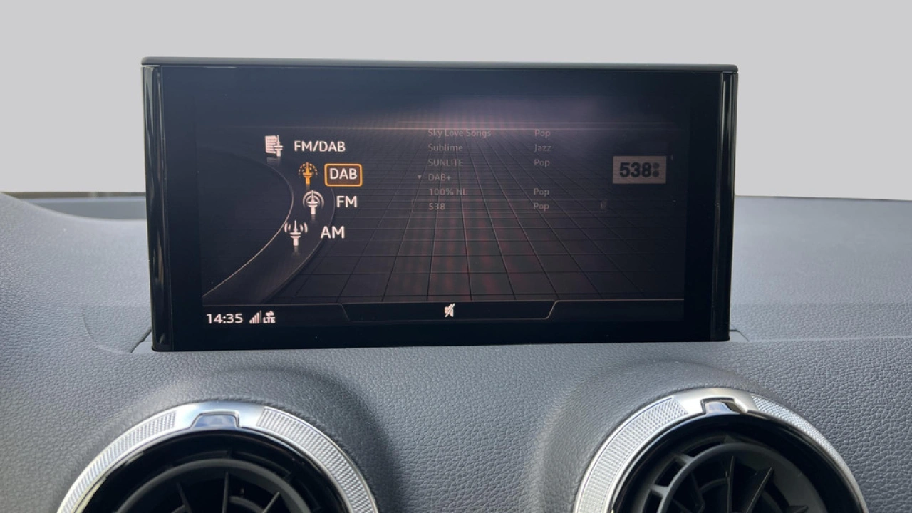 Audi Q2 30 TFSI 110pk Advanced Edition