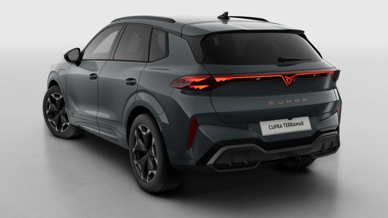 CUPRA Terramar 1.5 TSI e-Hybrid 272 6DSG VZ Performance