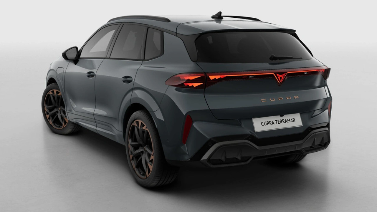 CUPRA Terramar 1.5 TSI e-Hybrid 272 6DSG VZ Performance