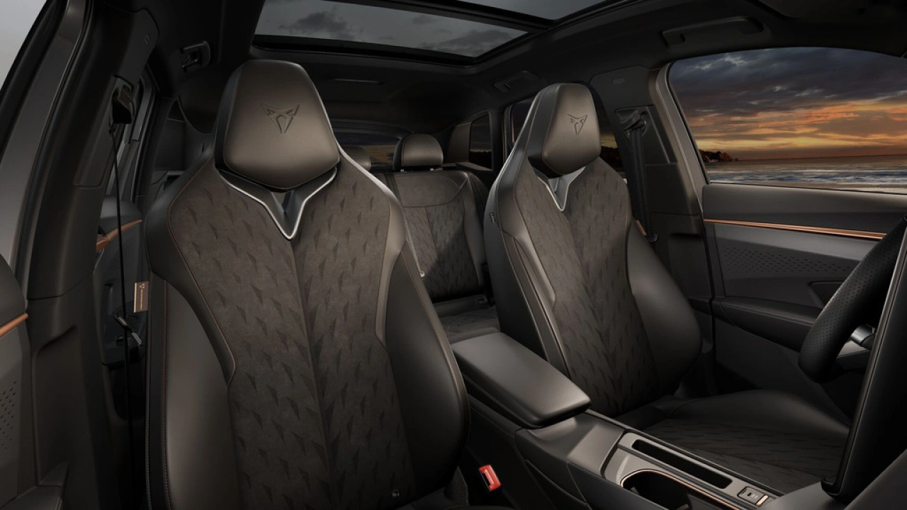 CUPRA Terramar 1.5 TSI e-Hybrid 204 6DSG Business