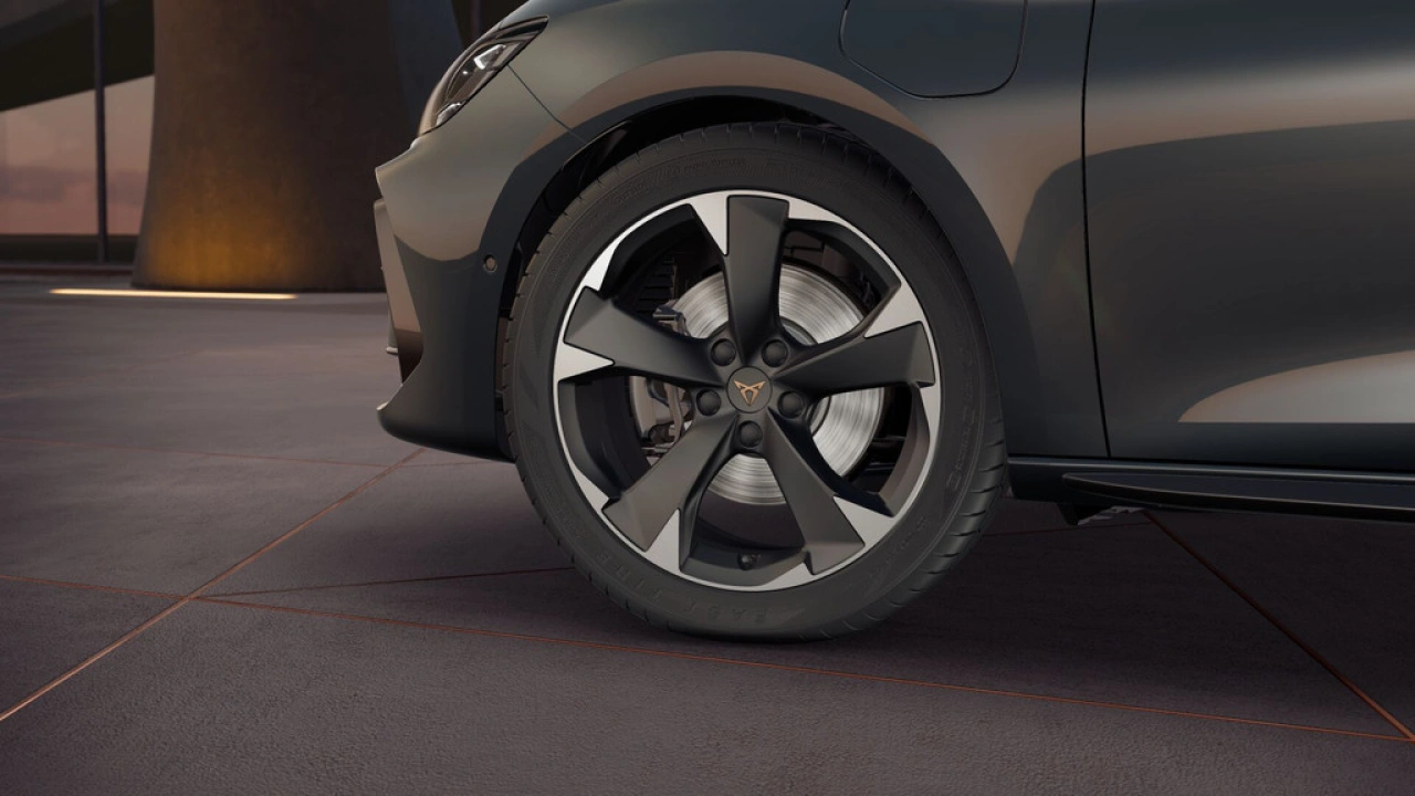 CUPRA Leon 1.5 TSI e-Hybrid 204 6DSG Business