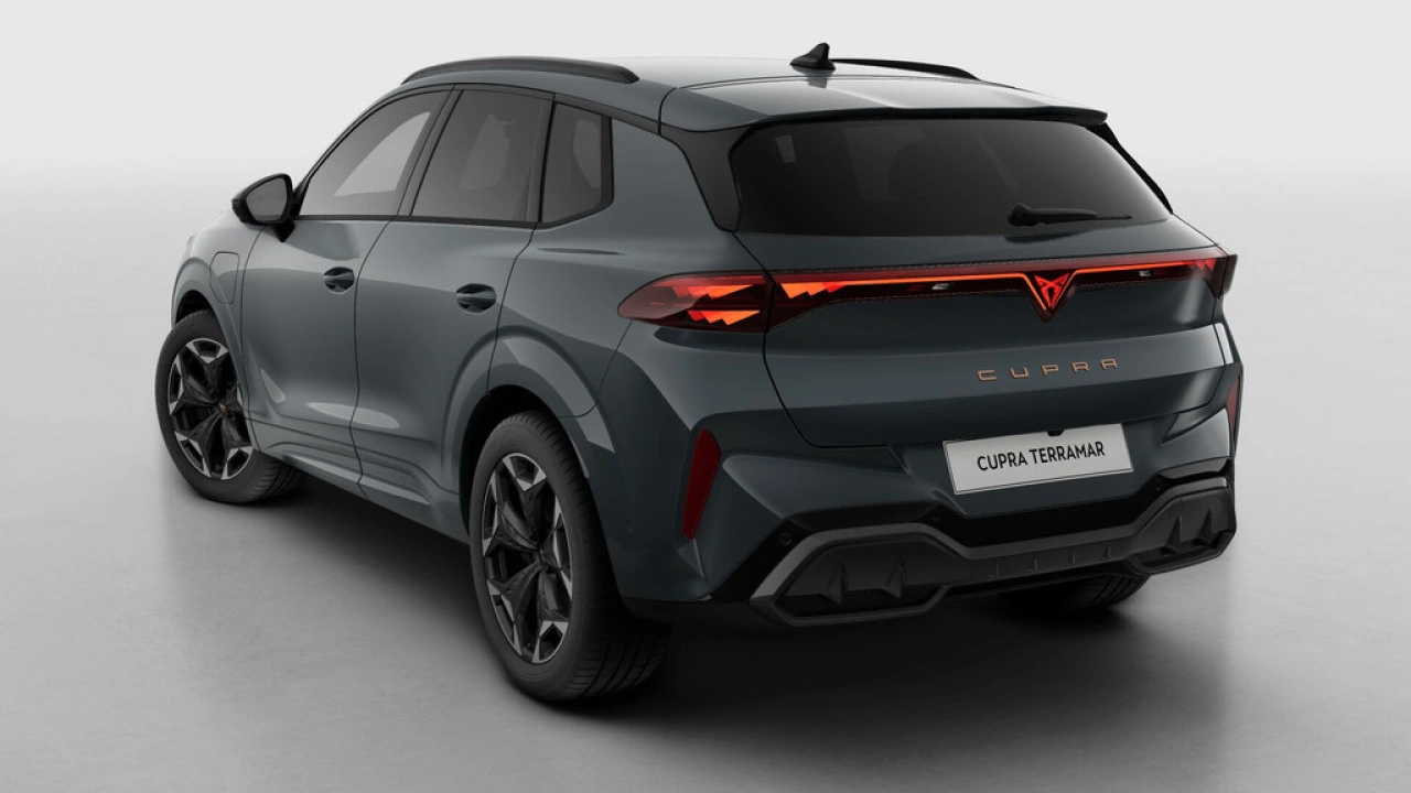 CUPRA Terramar 1.5 TSI e-Hybrid 272 6DSG VZ Performance