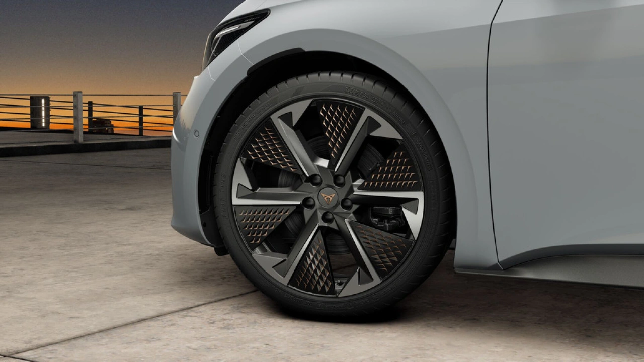 CUPRA Born 79kWh Elektromotor 326 1AT VZ Limited