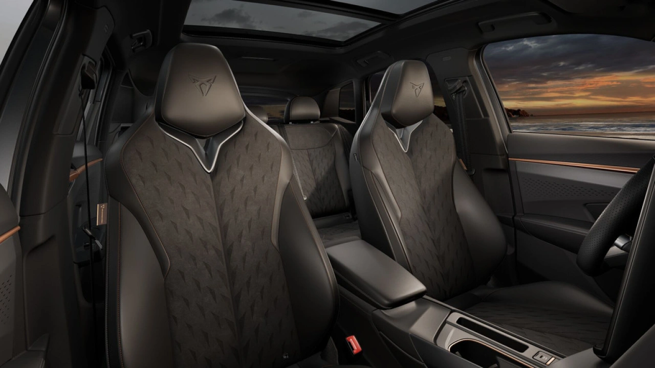 CUPRA Terramar 1.5 TSI e-Hybrid 204 6DSG Business
