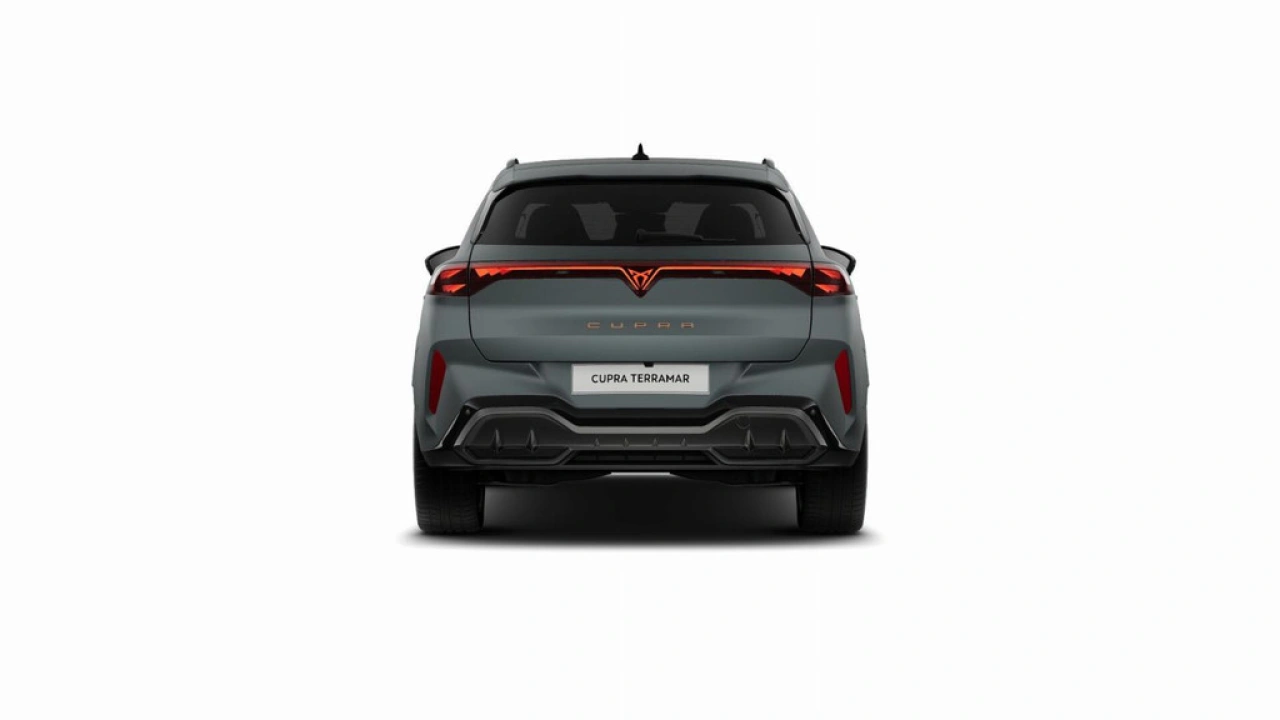 CUPRA Terramar 1.5 TSI e-Hybrid 272 6DSG VZ America's CUP