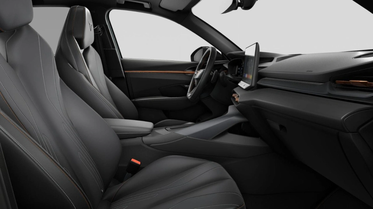 CUPRA Terramar 1.5 TSI e-Hybrid 272 6DSG VZ America's CUP
