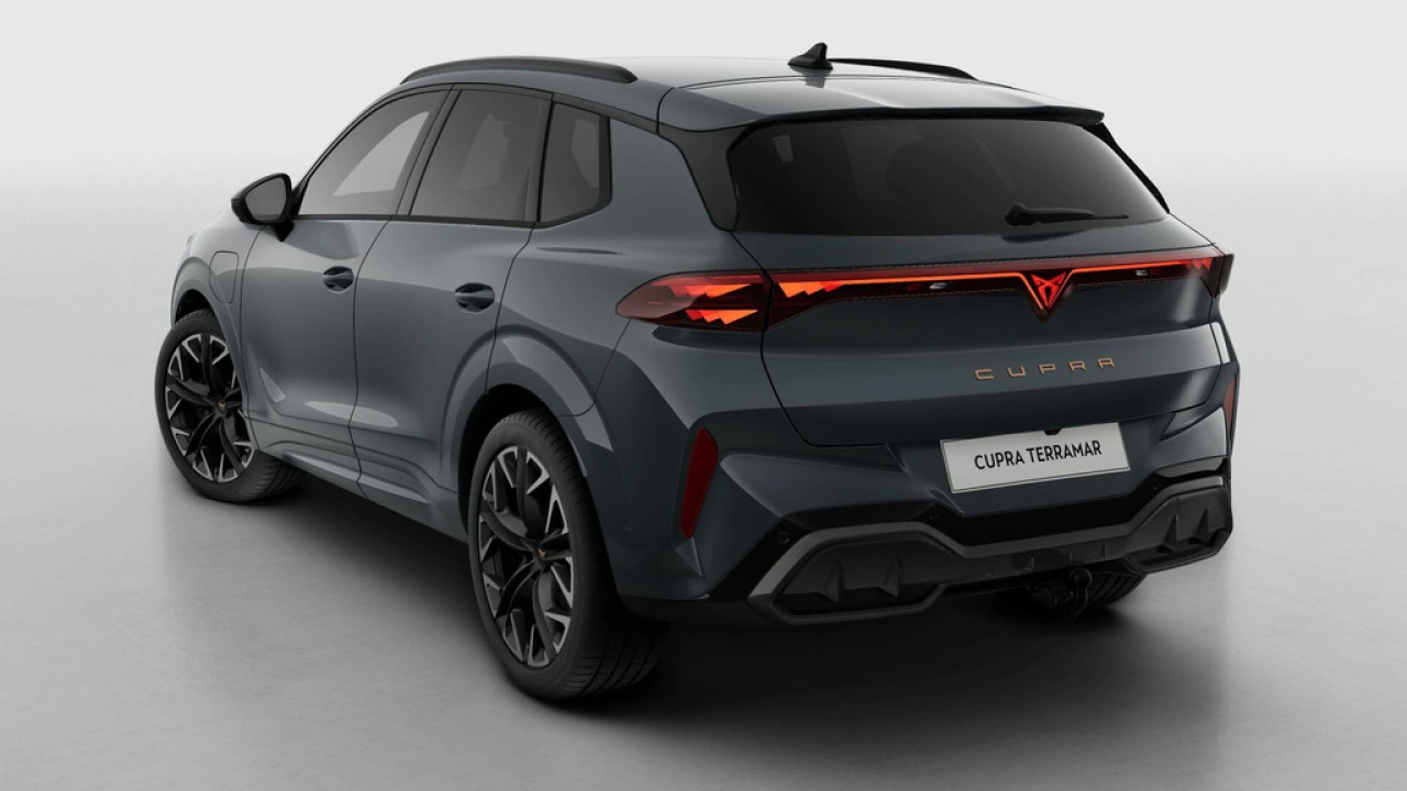 CUPRA Terramar 1.5 TSI e-Hybrid 204 6DSG Business