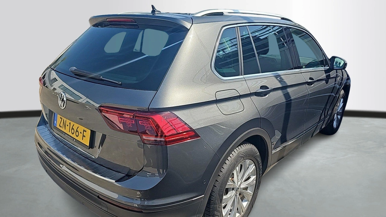 Volkswagen Tiguan 1.5 TSI Comfortline Business | Camera | Led Plus | VERWACHT